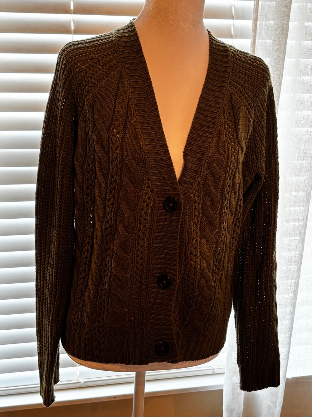 Olive Green Cable Knit Button-Front Women's Cardigan Sweater. Size M
